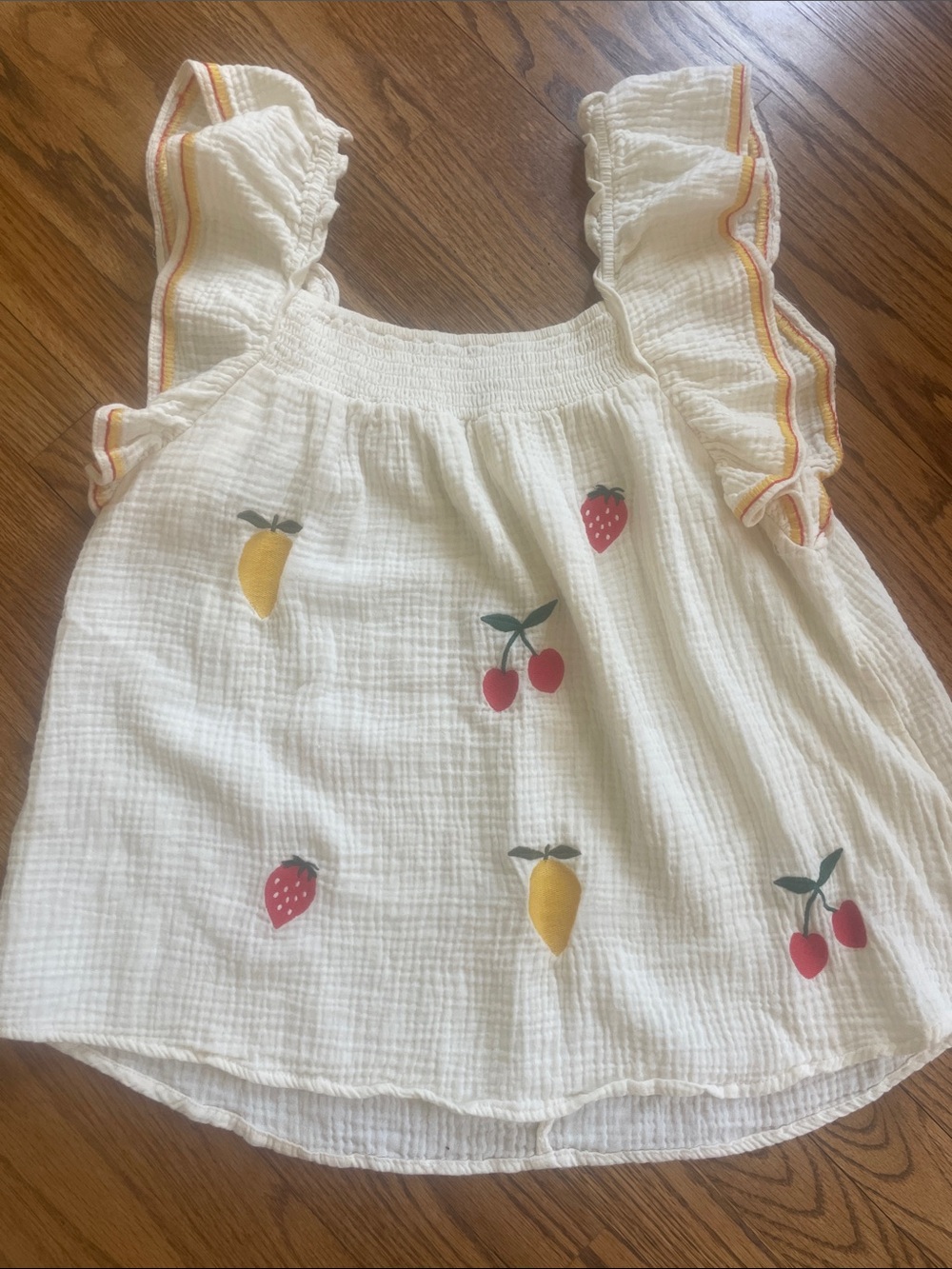 Umgee Cream Textured Gauze Seersucker Tank Top Medium 100% Cotton Summer